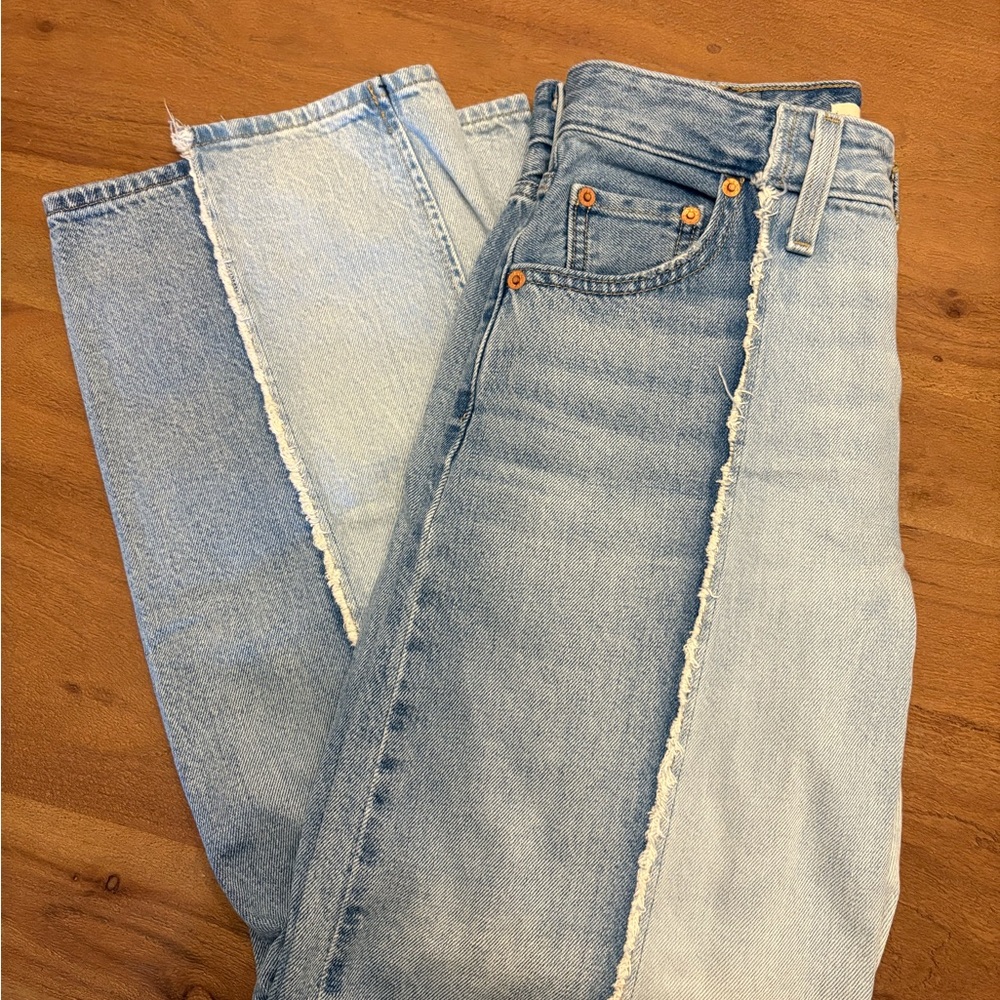 Levi’s baggy dad jeans